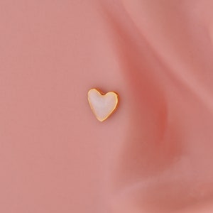 Heart Tragus Piercing Flat Back Earring Gold Stud imagem 2