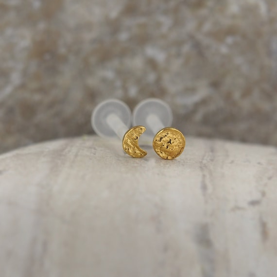 Tragus Piercing Stud Gold Moon Phases Cartilage Earring Body Jewelry 16g 1.2mm Conch Piercing
