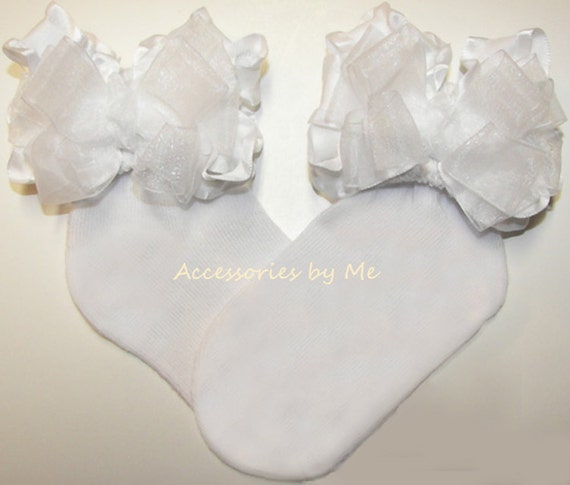 White Frilled Lace Baby Socks with White And Silver Ribbon Trim size 0-3 months