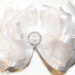 White Hair Bow, White Organza Satin Clip, White Organza Satin Pearl Clip, Flower Girls White Barrette, Baptism White Bow, Toddler White Bow