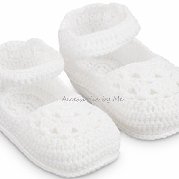 Girls White Booties, Mary Jane White Knit Booties, Baptism White Crochet Booties, New Baby Girls Gifts, Newborn Knit Shoe 0-1, White Booties