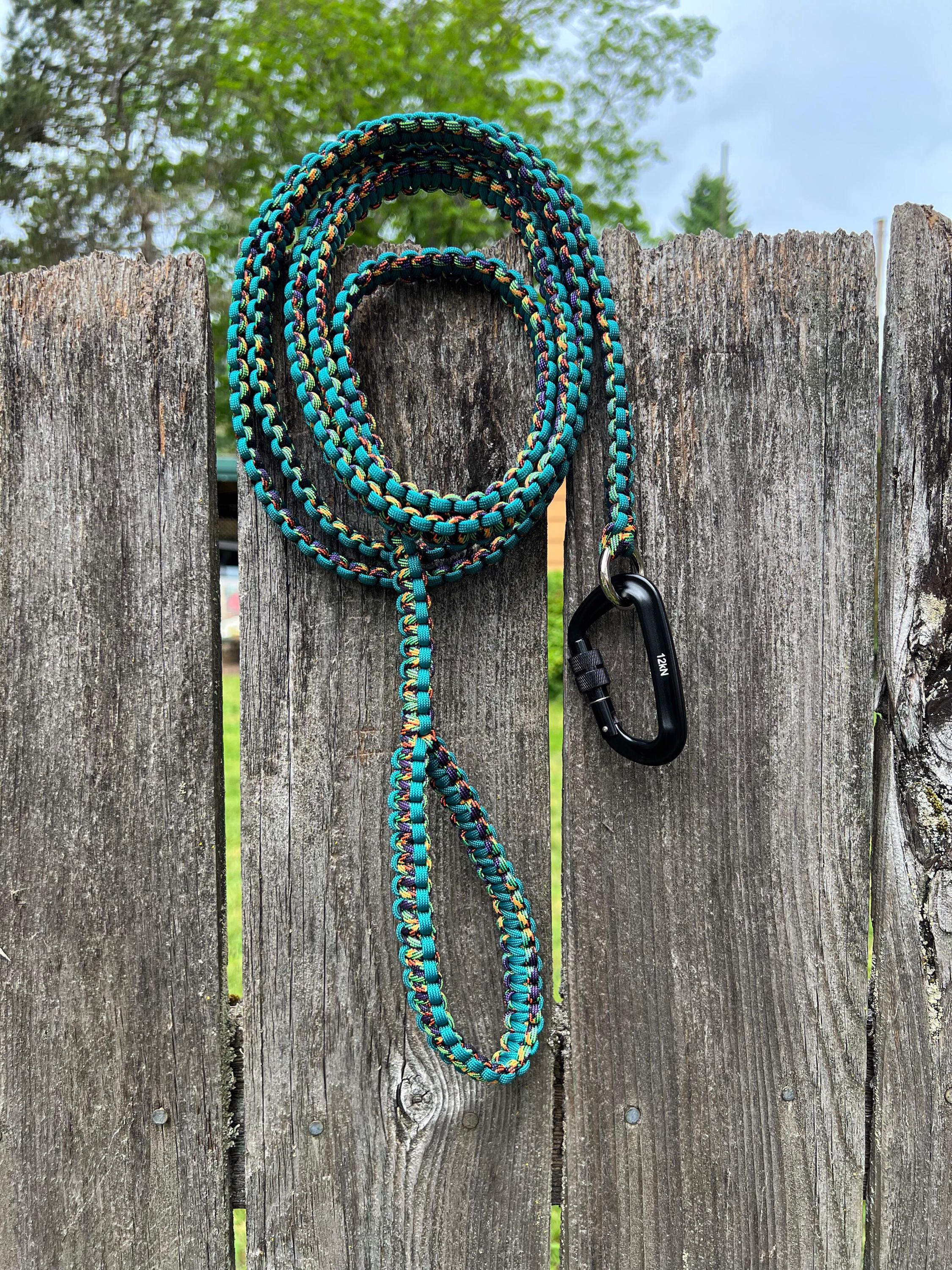 Paracord Dog Leash With Handle, Choose Colors, Length and 