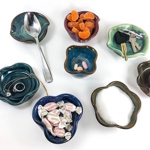 Three miniature bowls, Flower shaped stoneware, Varied glazes, Little gifts