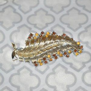 Vintage Gold Tone Amber and Brown Rhinestone Leaf Brooch