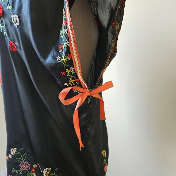 Antique Vintage 20s 30s Black Handmade Embroidere… - image 6