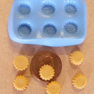 1:12th Scale Reusable 6 Cupcake Bases Mould Dolls House Miniature Food Accessory