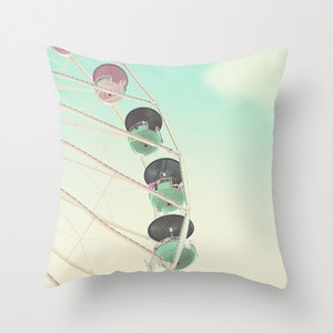 Carnival Pillow Case - Ferris Wheel Pillow Cover - Fair Vintage - 16x16 18x18 20x20 Pillow Cover