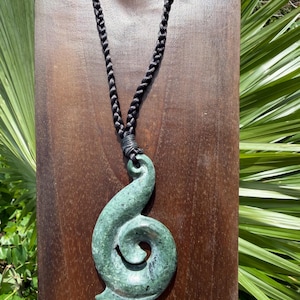 Jade verde Koru de Java