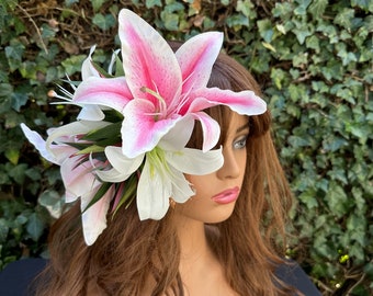 Lily flower hair clip