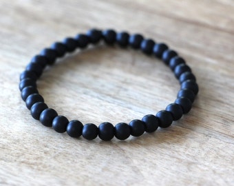 Men&#39;s Matte Black Beaded Bracelet