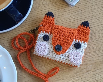 Foxy lady crochet purse in cotton.