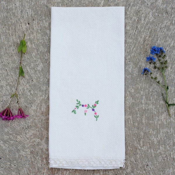 Vintage Tatted Huckaback Linen Hand Towel, Hand Embroidered Waffle Fingertip Towel with Tatting, Pink Purple Green Embroidery Huck Linen Tea