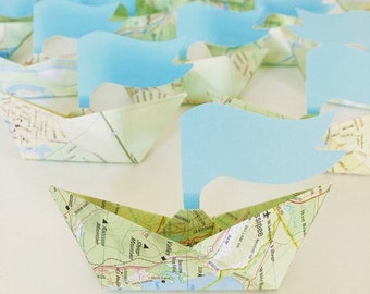 Set of map boat place cards