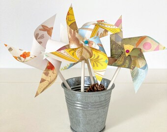 Set of 15 mini spring pinwheels