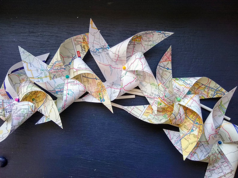 Set of map pinwheels image 2