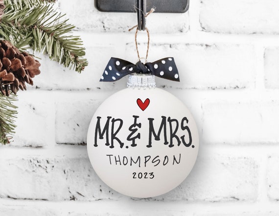 Wedding Gift, Gift for the Couple, Married Ornament, Bride Groom Ornament, Wedding Shower Gift, Custom Wedding Ornament, Newlywed Gift
