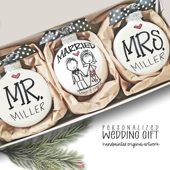 Mr Mrs Personalized Wedding Gift, Married Names Ornament Set, Newlywed Keepsake, Bridal Shower  Present