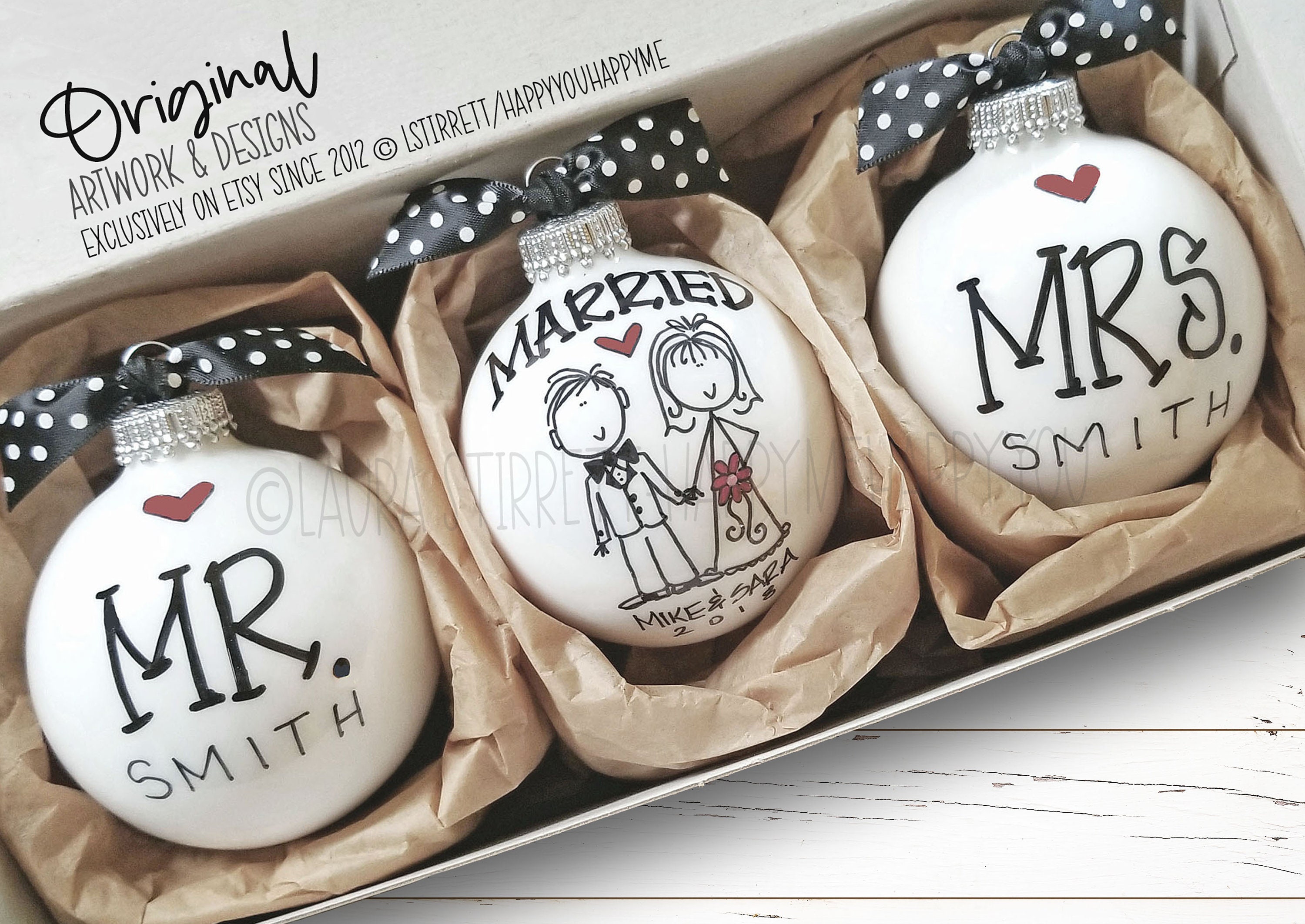 Wedding Gift, Gift for Couple, Married Ornament, Mr&Mrs Ornament, Custom  Wedding Gift, Engagement Gift, Bridal Shower Gift, Bride Groom Gift