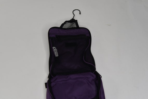 Super Stylin' Vintage L.L.Bean Purple Toiletry Bag - image 8