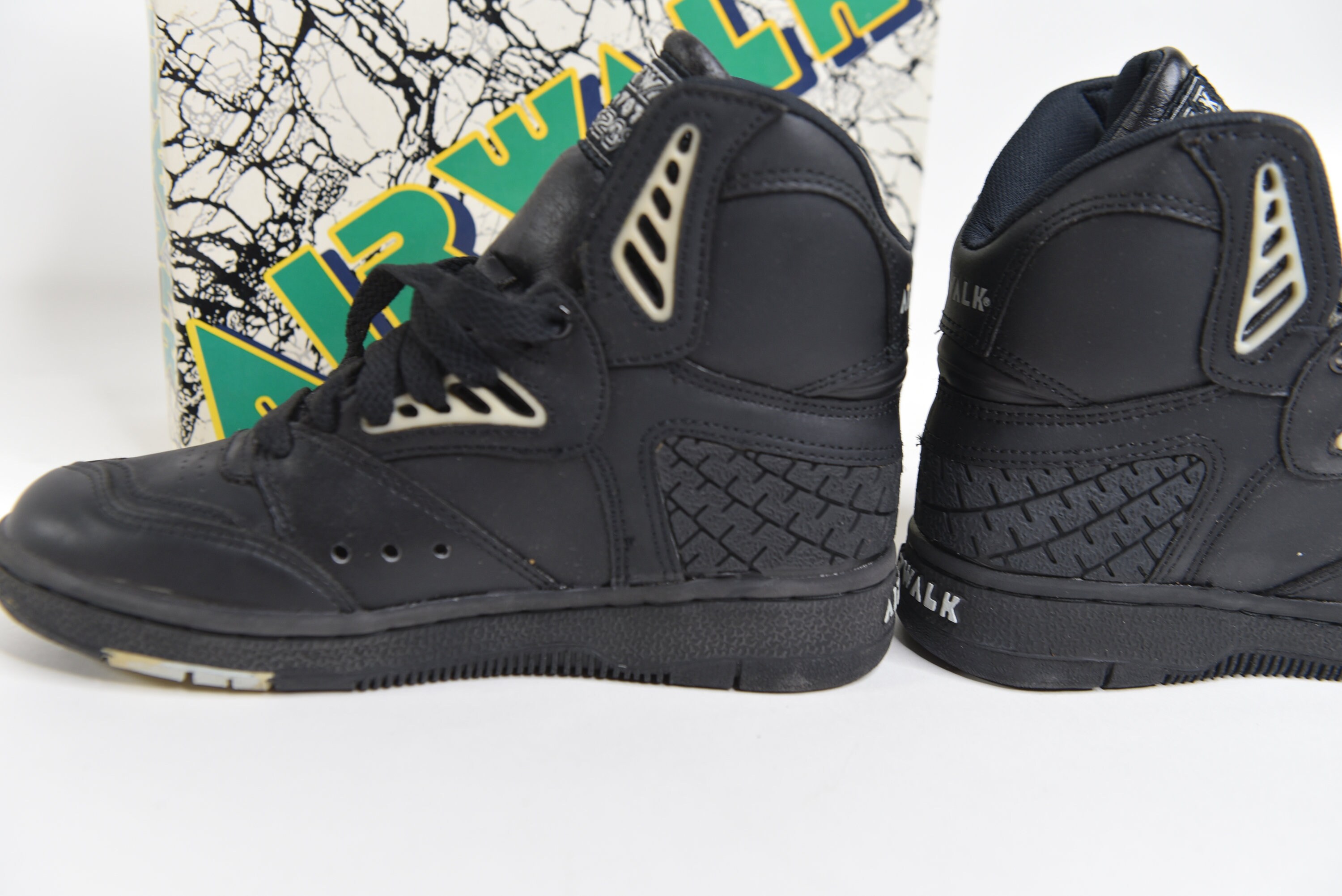 Airwalk prototype 620 Clearance