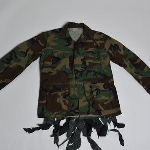 Crazy Cool Vintage 70&#39;s Slightly Modified Woodland Camo Jacket