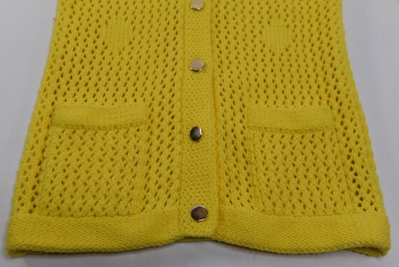 Super Cute Vintage 70's Yellow Open Knit / Mesh S… - image 5