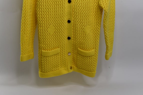 Super Cute Vintage 70's Yellow Open Knit / Mesh S… - image 3