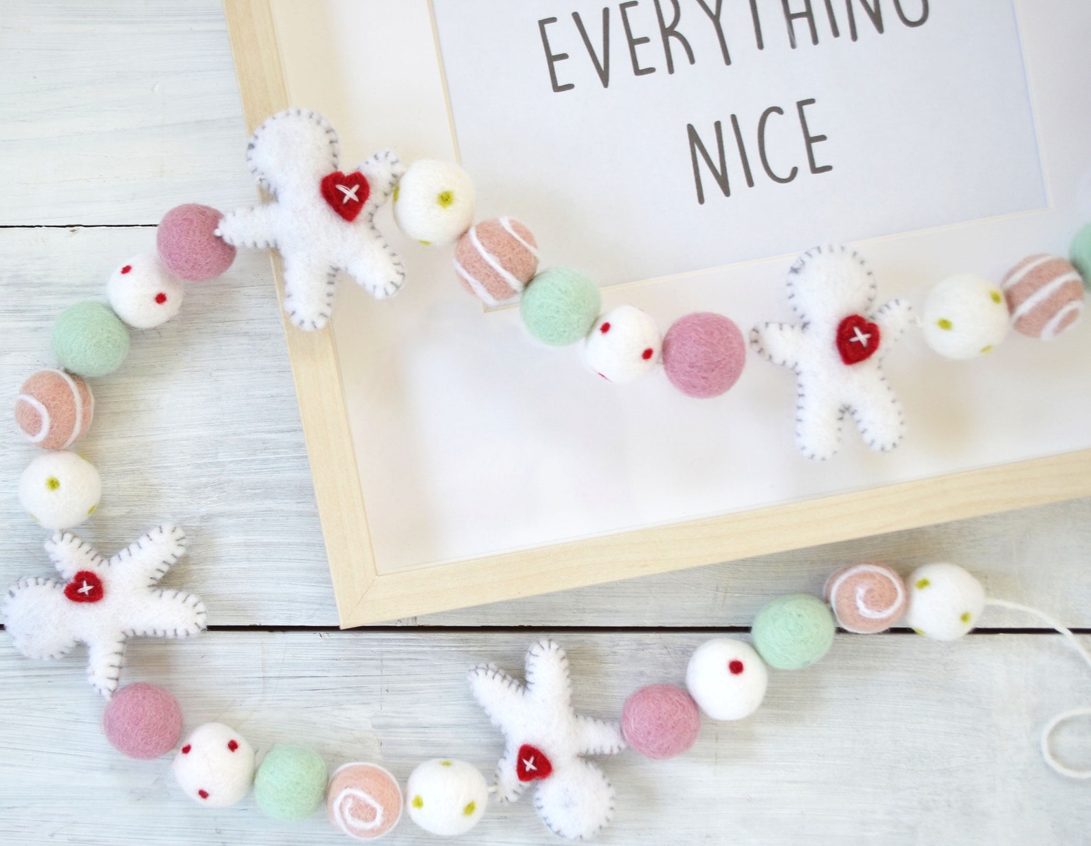 Felt garland with ornaments main image 1