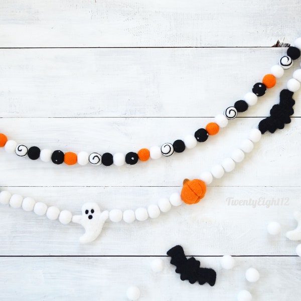 Halloween Felt Ball Garland - Ghost Felt Ball Garland, Halloween Garland, Ghost Banner, Black and White Felt Ball Garland