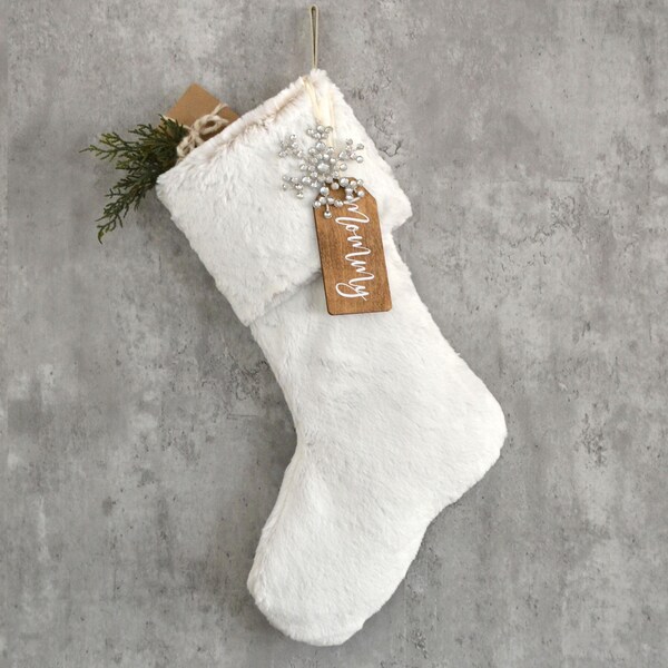 Calcetín navideño familiar de piel sintética / Calcetín navideño de piel blanca atemporal / Calcetines navideños de herencia para decoración navideña (etiqueta de nombre NO incluida)