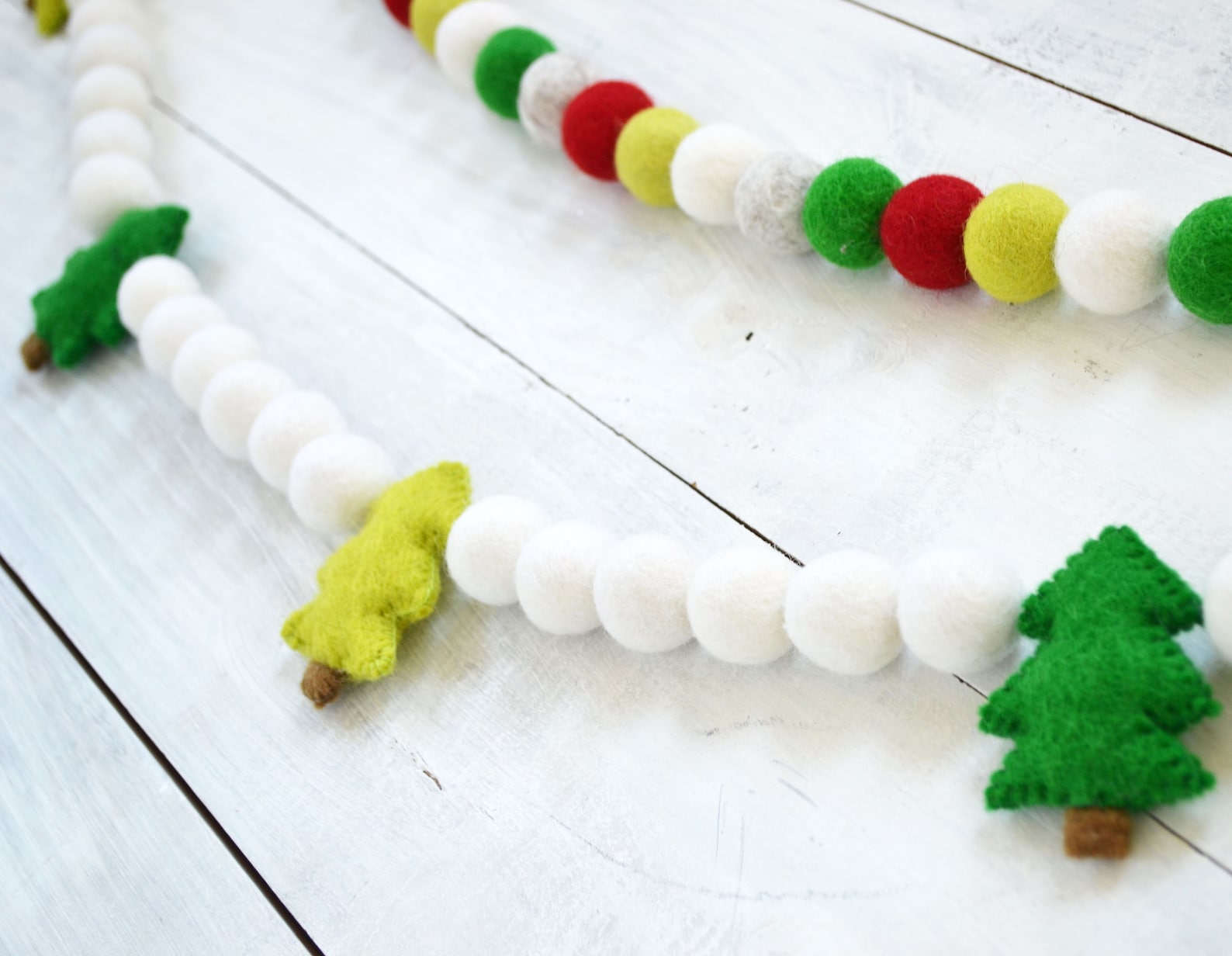 Christmas Tree Garland / Christmas Tree Felt Ball Garland / Etsy