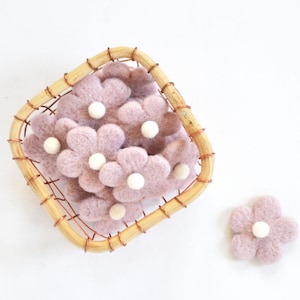 Felt Daisy | Wool Felt Daisy | Daisy For DIY Hair Clip | Daisy Decor | Felt Daisy | Baby Pink Felt Daisy | Daisy For DIY | Felt Pink Flowers