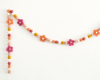 Felt Flower Garland | Daisy Felt Garland | Boho Garland Decor | Boho Room Decor | Daisy Party Decor |  70"s Retro Decor | Felt Garland