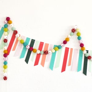 Christmas Felt Garland | Christmas Garland | Garland | Christmas Decor| Christmas Decorations | Holiday Decor | Felt Ball Garland