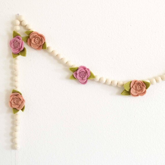 Flower Garland | Felt Flower Garland | Felt Garland | Spring Decoration | Spring Flower Decor | Felt Ball Garland with Flowers | Felt Ball