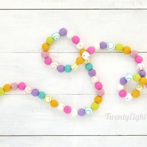Rainbow Felt Ball Garland - Felt Ball Garland, Rainbow Decor, Rainbow Banner, Kids Room Decor, Rainbow Garland, Rainbow Party decor