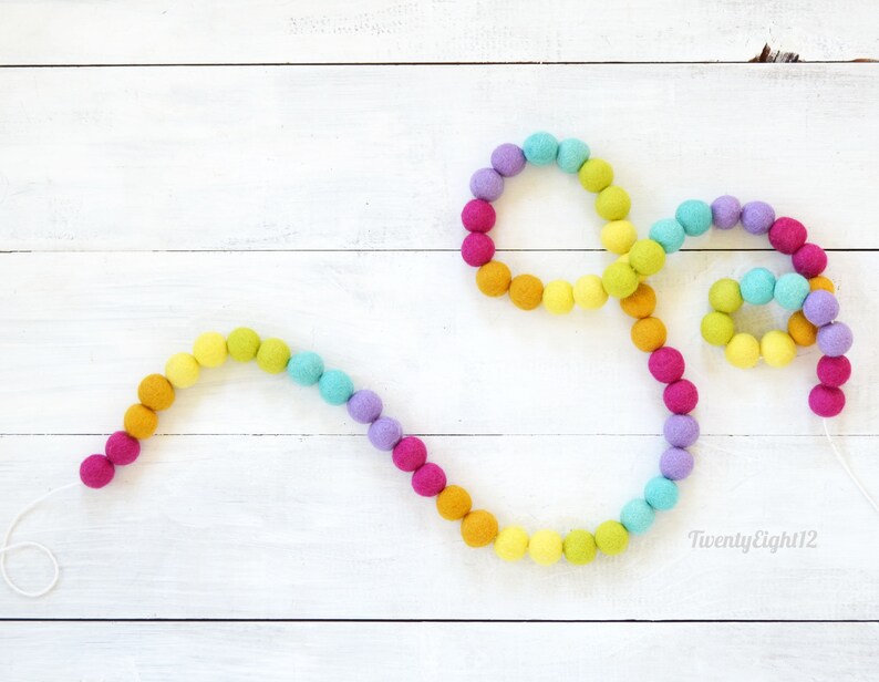 Felt Ball Garland Kids Room Decor Rainbow Felt Ball Garland Rainbow Banner Rainbow Garland Rainbow Decor Rainbow Party decor Garland