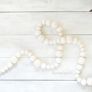 Felt Ball Garland / Custom Felt Ball Garland / Felt Balls / Wool Felt Balls / White Felt Ball Garland / Boho Felt Garland / Bohemian Felt