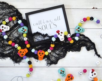 Day of the Dead Felt Garland | Día de los Muertos Decor | Colorful Halloween Banner | Fiesta Party Decorations | Mantel Fireplace Garland