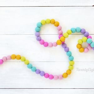 Rainbow Felt Ball Garland - Felt Ball Garland, Rainbow Decor, Rainbow Banner, Kids Room Decor, Rainbow Garland, Rainbow Party decor, Garland
