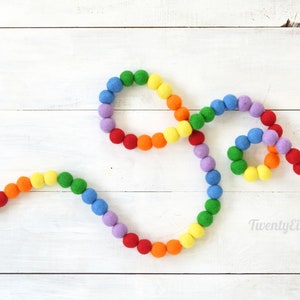 Rainbow Felt Ball Garland - Felt Ball Garland, Rainbow Decor, Rainbow Banner, Kids Room Decor, Rainbow Garland, Rainbow Party decor, Garland