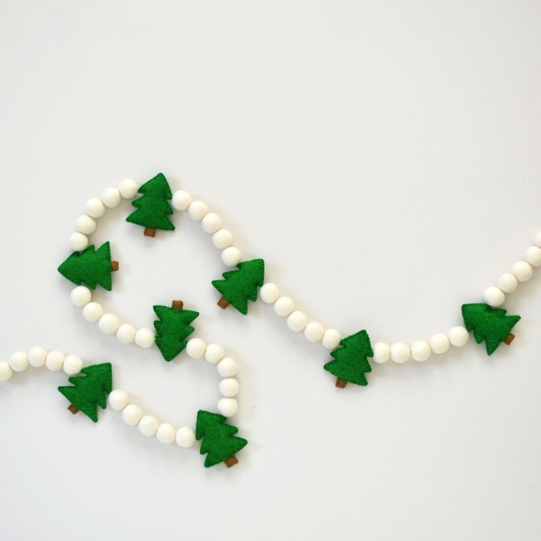 Christmas Tree Garland / Large Christmas Tree Felt Ball Etsy