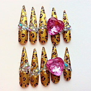 Fierce Leopard Kawaii Gyaru Nails