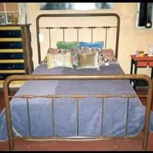 iron bed, queen size,wrought iron bed,hospital bed ,metal bed frame,king size,bed,bedding,bedroom decor,Halloween,bondage image 2