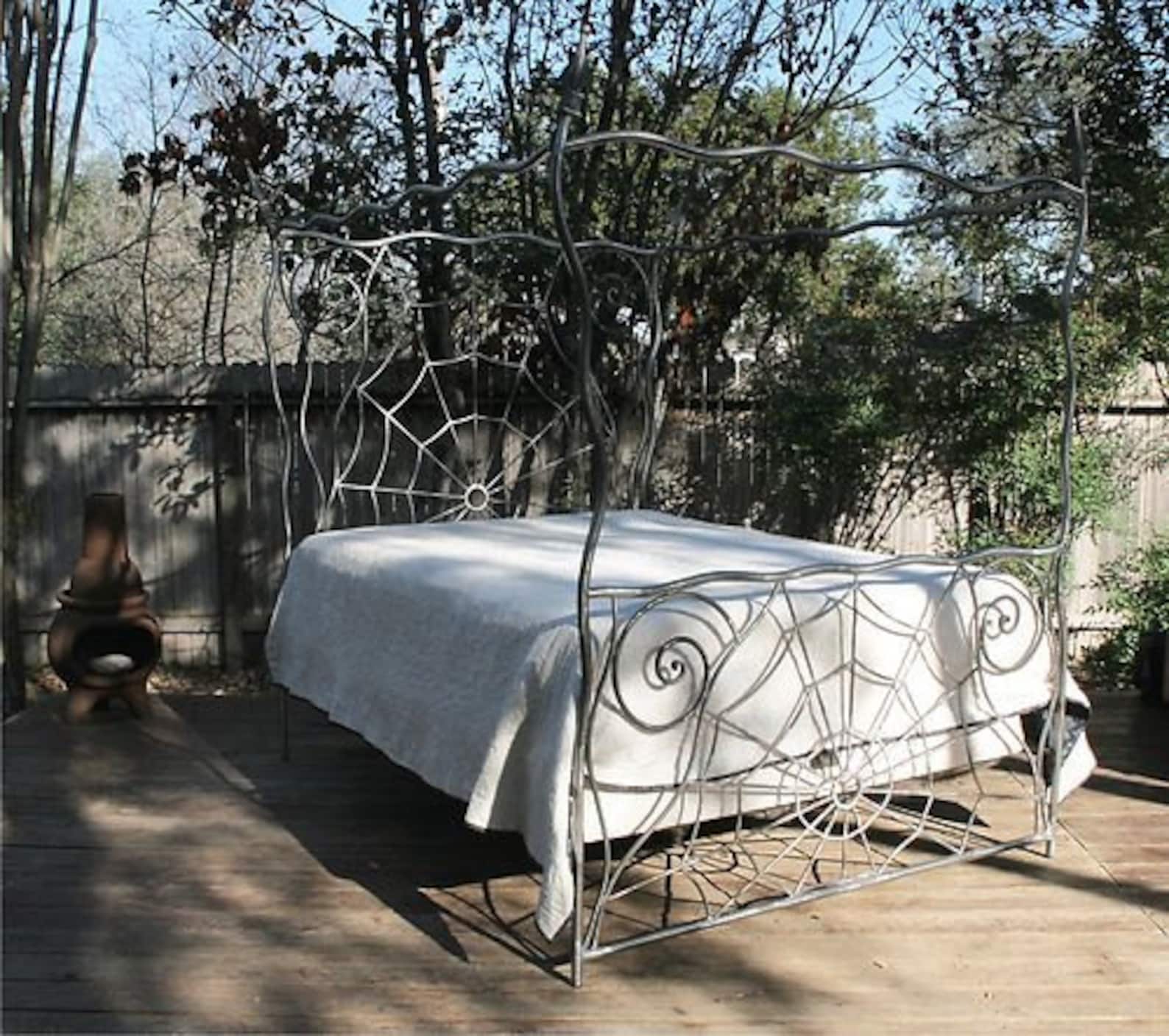 Iron Bed, Canopy, Queen Size,wrought Iron Bed, Gothic , Spiderweb,metal