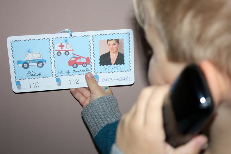 Notfallnummern Notfalltafel Kinder Kleinkinder Notrufnummer Telefonbuch Telefonnummern Telefonschild Tafel Telefonnummern Bild 3