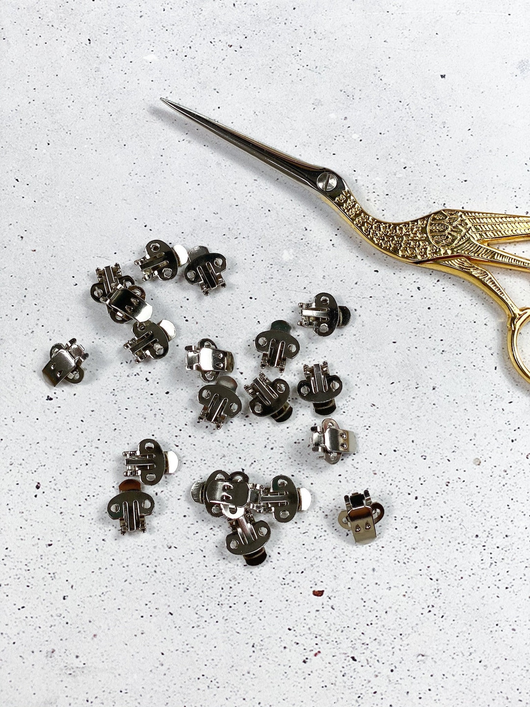 50 Stück Broschen Rohlinge Edelstahl 30mm - Flache Tabletts Für DIY Schmuck Und Abzeichen