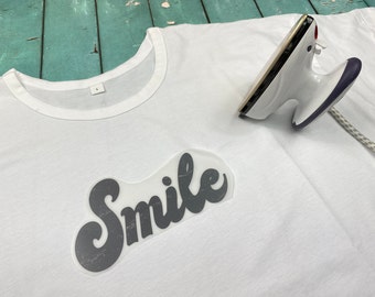 Applikation | Bügelbild | Smile schwarz Schrift Typo | Pimp your bag shirt | T-Shirt Bild Motiv Taschen nähen