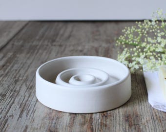 Jabonera de cerámica hecha a mano – Jabonera blanca moderna – Decoración sencilla para el baño