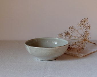 Ceramic bowl, Stoneware bowl, Modern ceramic, Minimalistic ceramic, Thrown bowl, Pottery handmade, Soup bowl, Breakfast bowl handmade